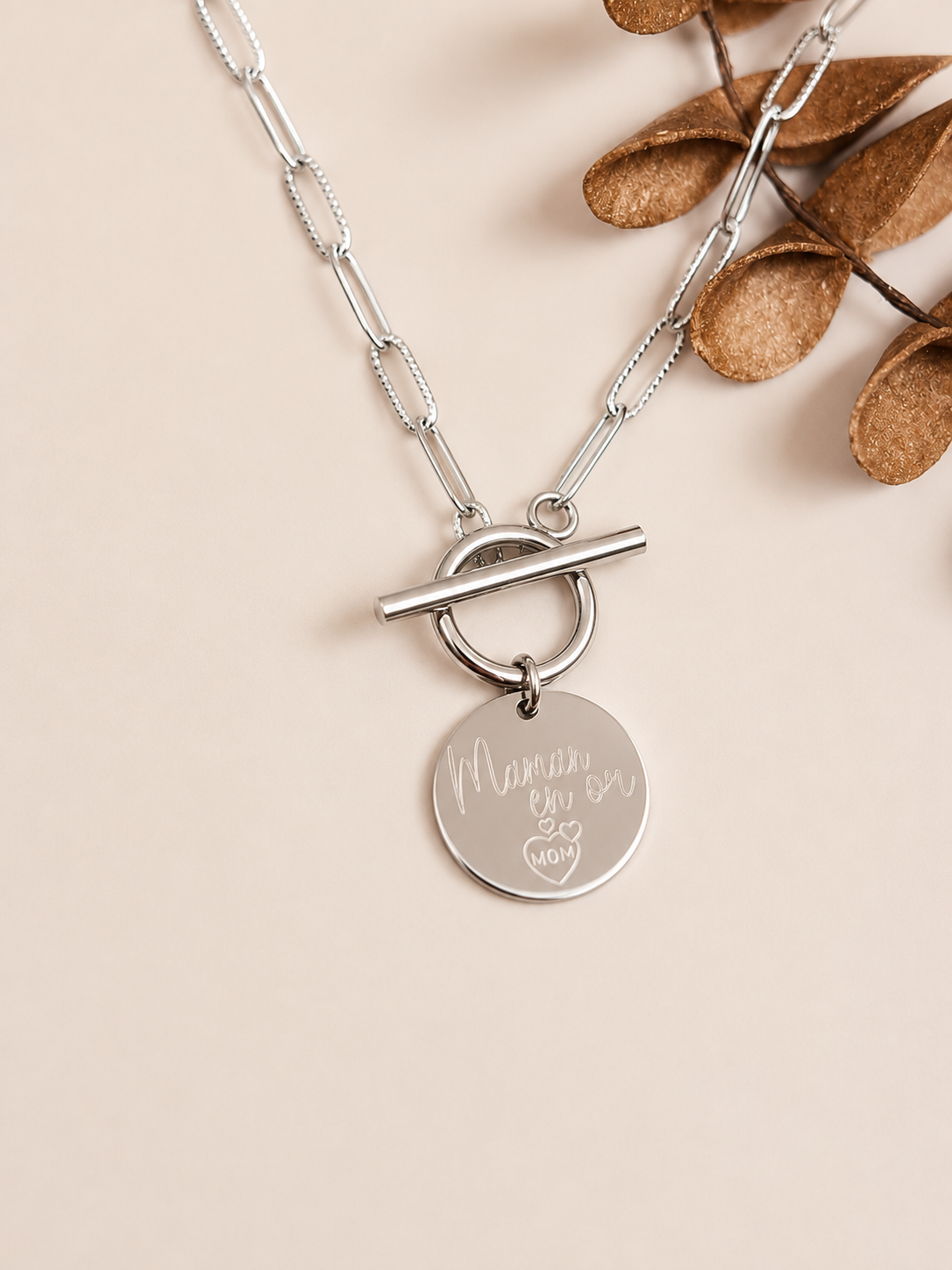 Détail de la médaille ronde personnalisable de 18 mm.