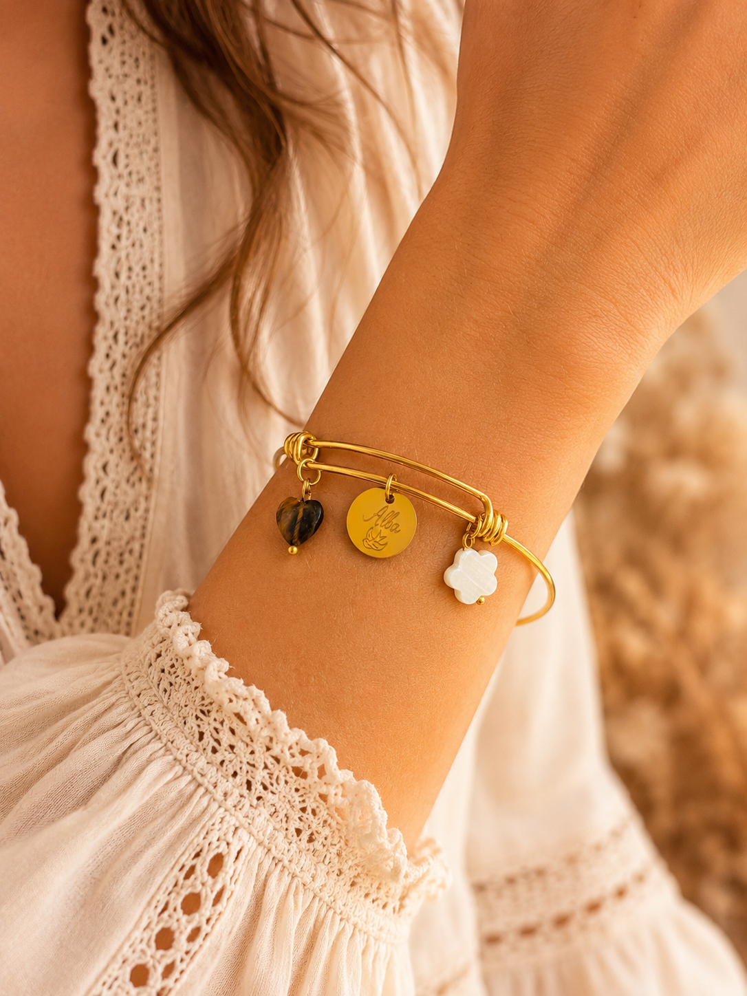 Bracelet jonc personnalisable pour femme. Gravéa Paris