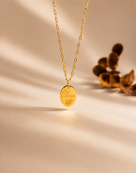 Collier personnalisé femme or à graver – Olivia