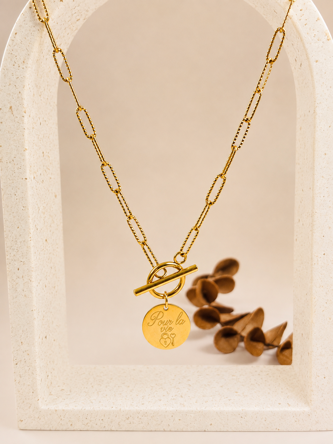 Collier Gravéa Paris personnalisé pour femme.