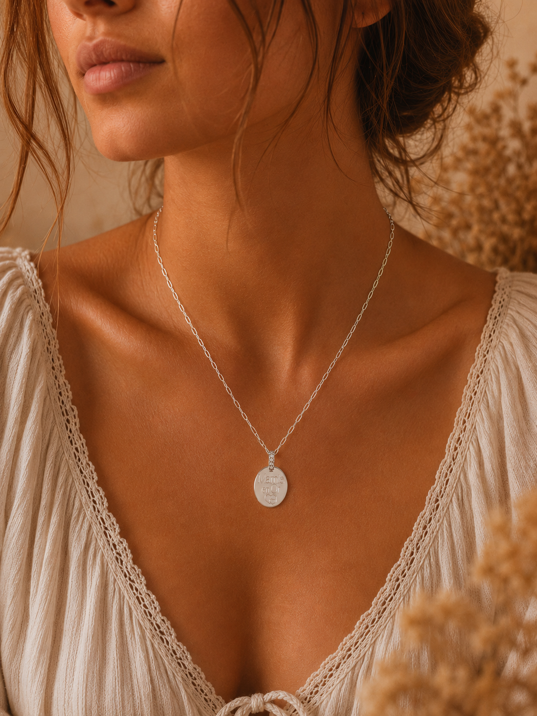     Collier personnalisé femme argent avec passant serti d’oxydes de zirconium.