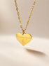     Collier femme personnalisé avec cœur à graver en acier inoxydable doré.
