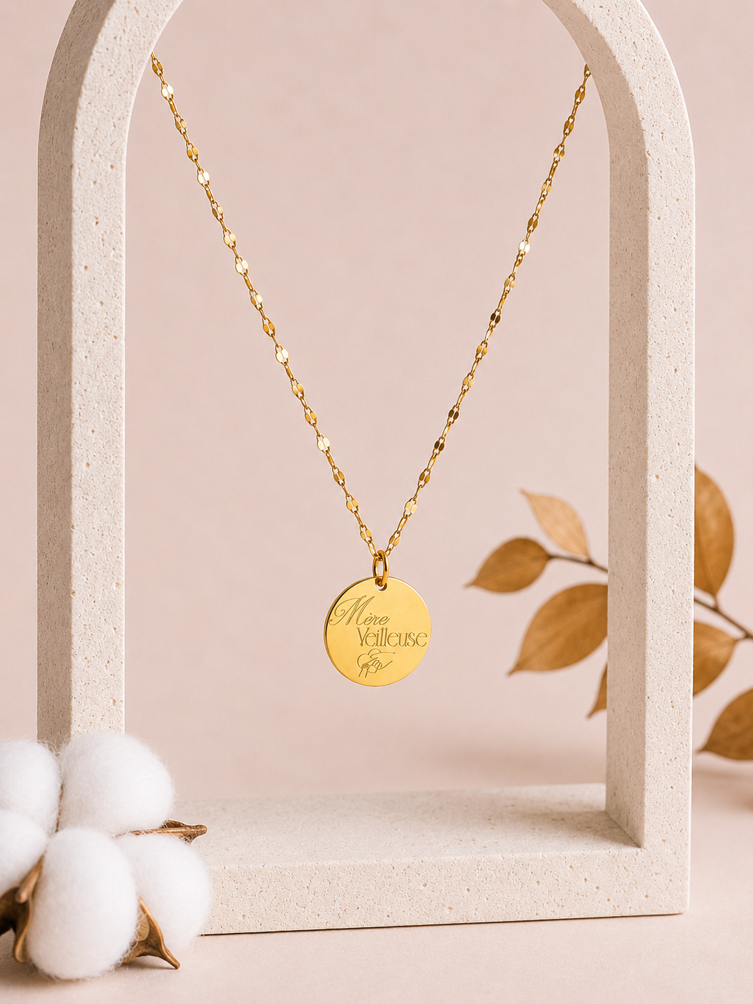 Collier avec médaille ronde de 18 mm à graver.