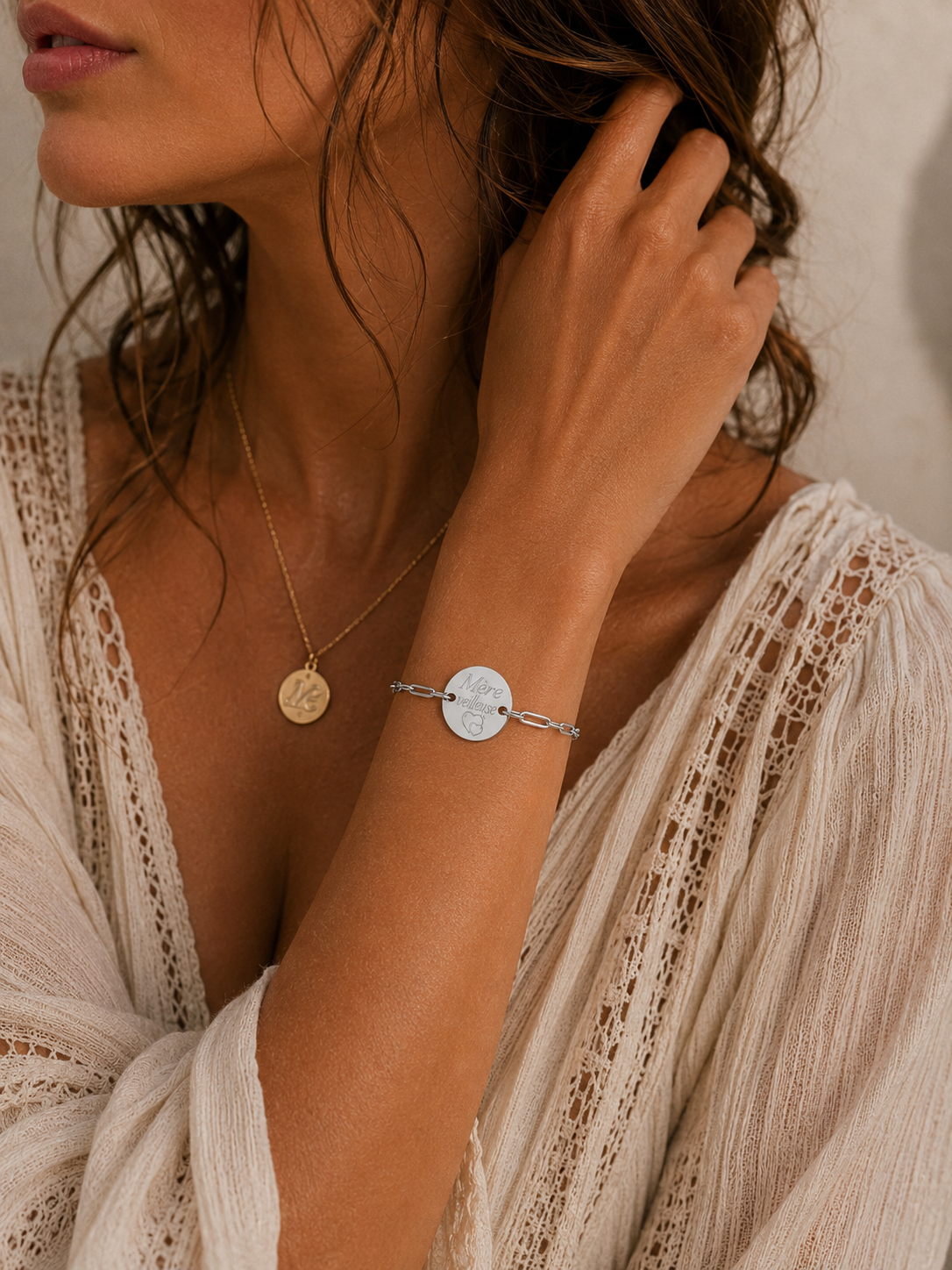    Bracelet Gravéa Paris personnalisé en acier inoxydable argent avec chaîne trombone